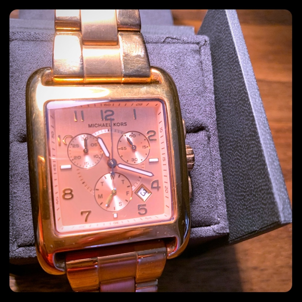 Michael Kors Women’s Rose Gold-Tone Watch